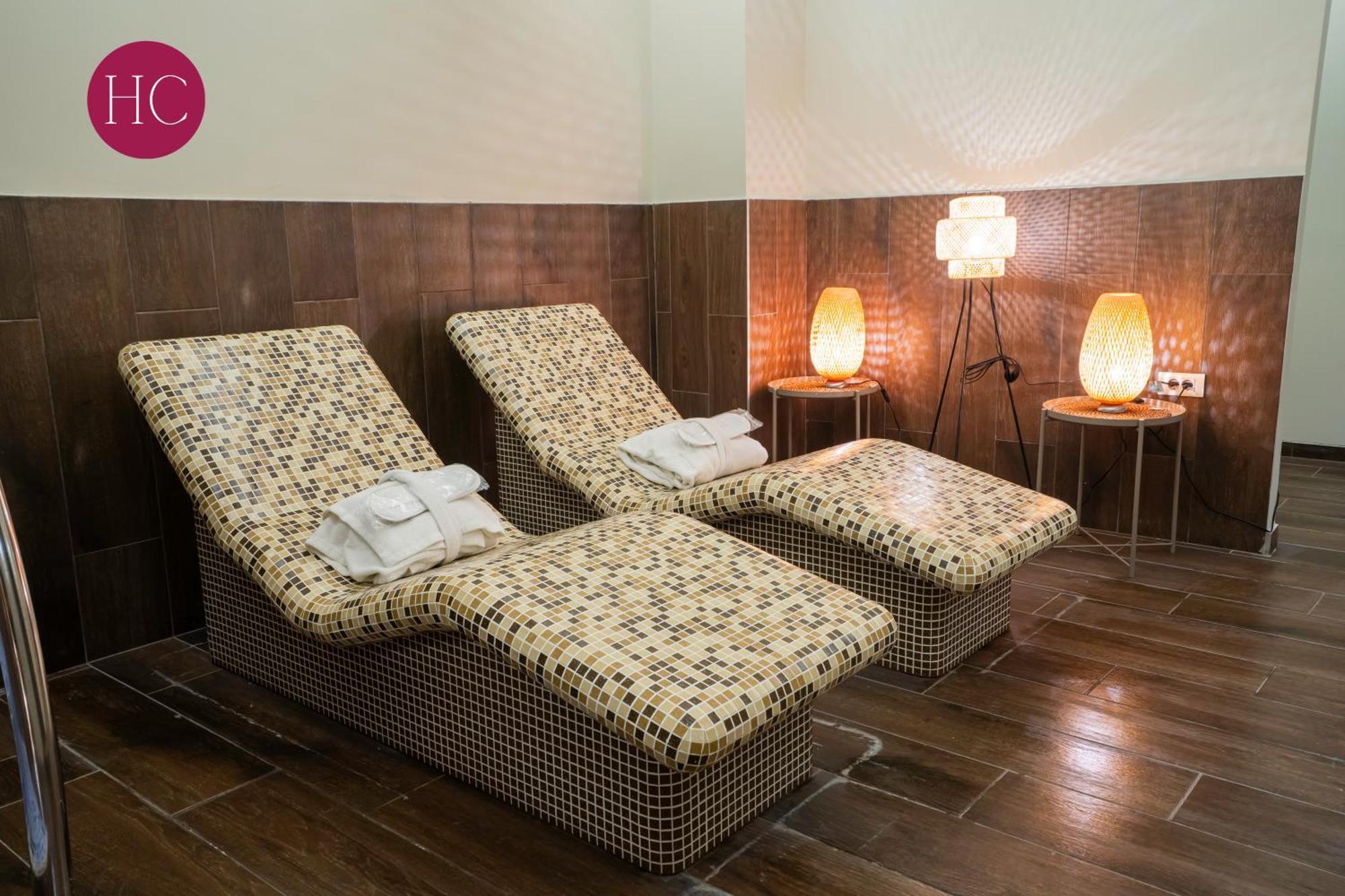 Central Hotel, Fitness And Spa Vinica Εξωτερικό φωτογραφία