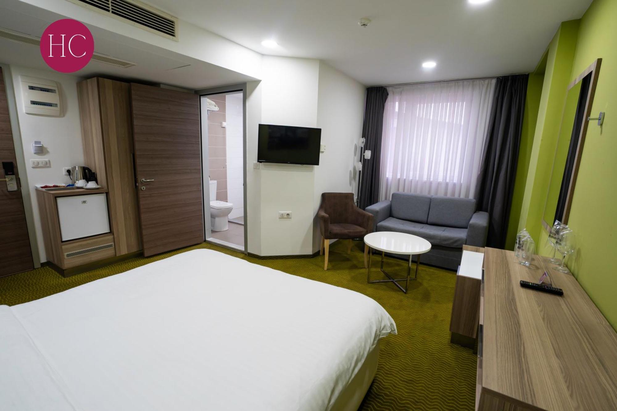 Central Hotel, Fitness And Spa Vinica Εξωτερικό φωτογραφία
