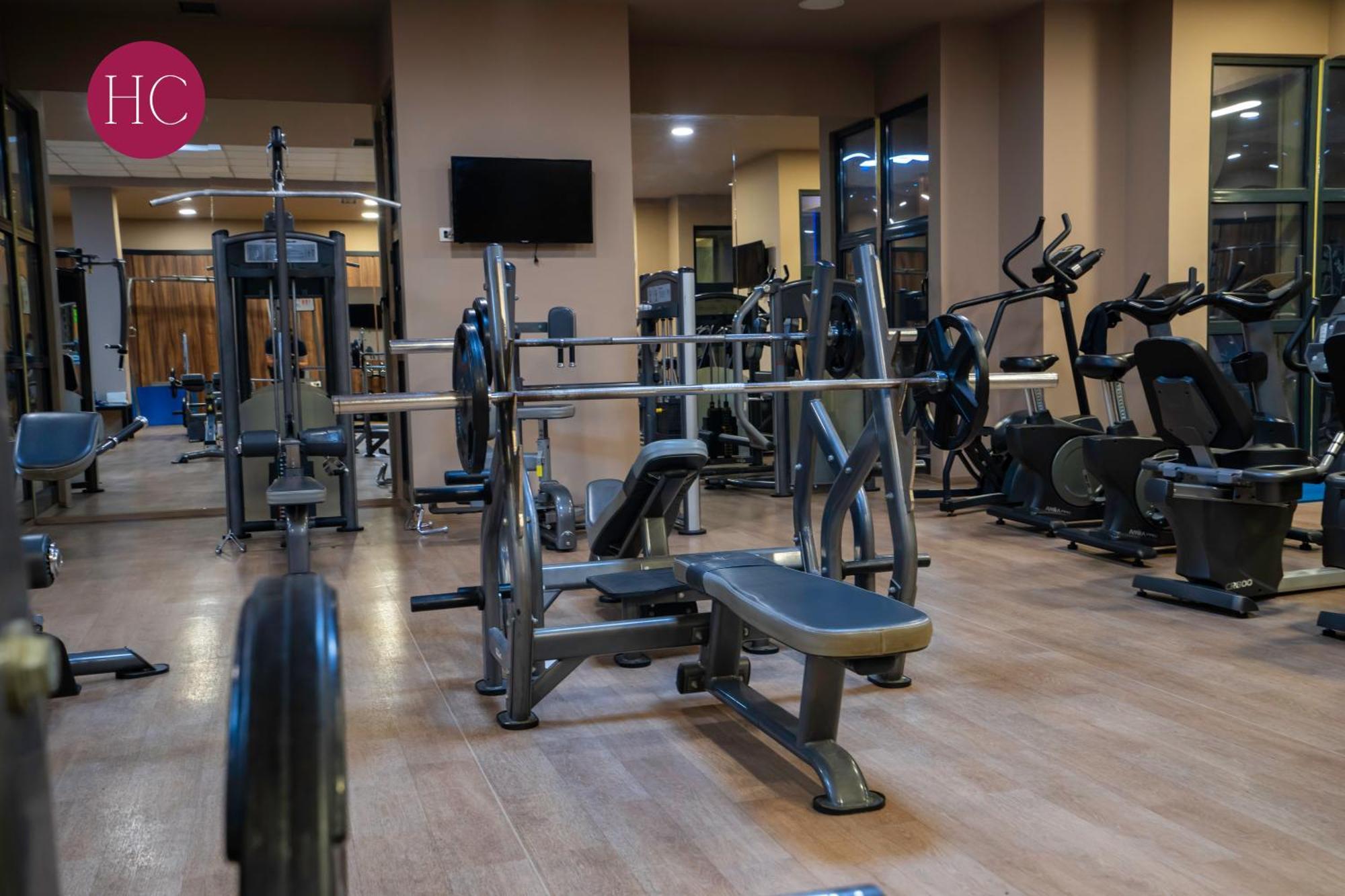 Central Hotel, Fitness And Spa Vinica Εξωτερικό φωτογραφία