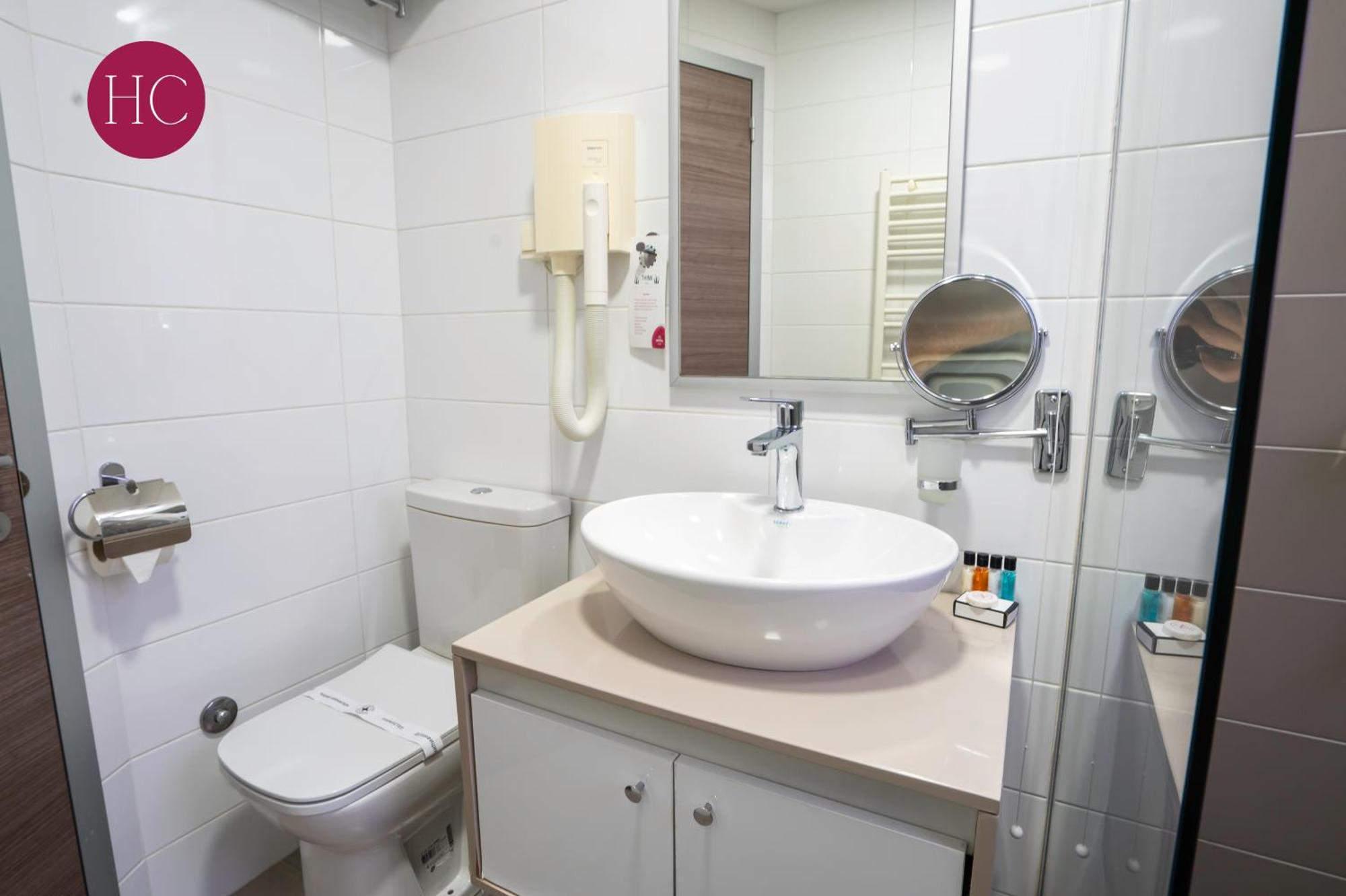 Central Hotel, Fitness And Spa Vinica Εξωτερικό φωτογραφία